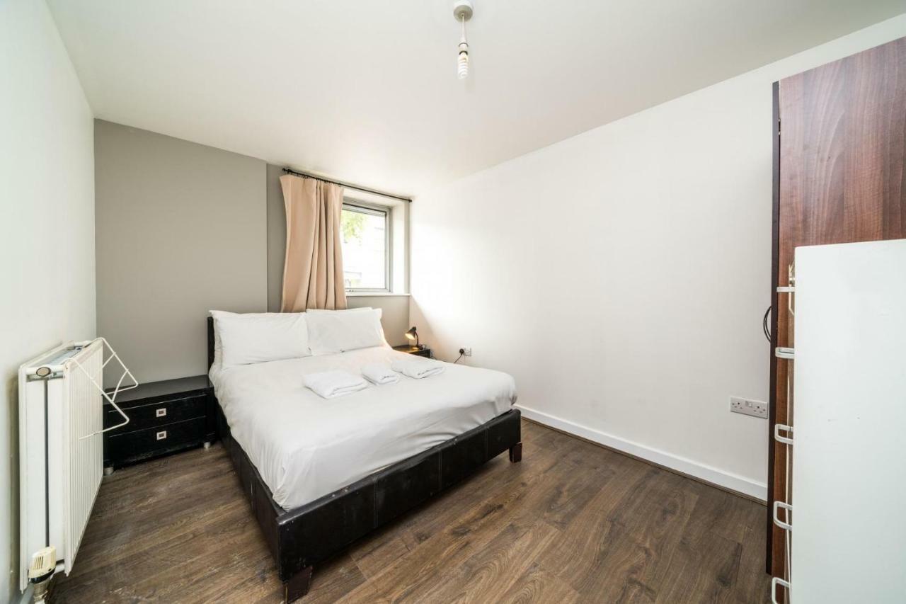 2 Bed Apartment, Shoreditch - Sk Londra Esterno foto