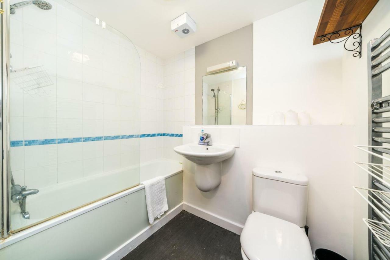 2 Bed Apartment, Shoreditch - Sk Londra Esterno foto